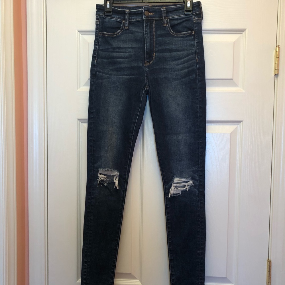 American Eagle Outfitters Jeans with Rips in Knees
